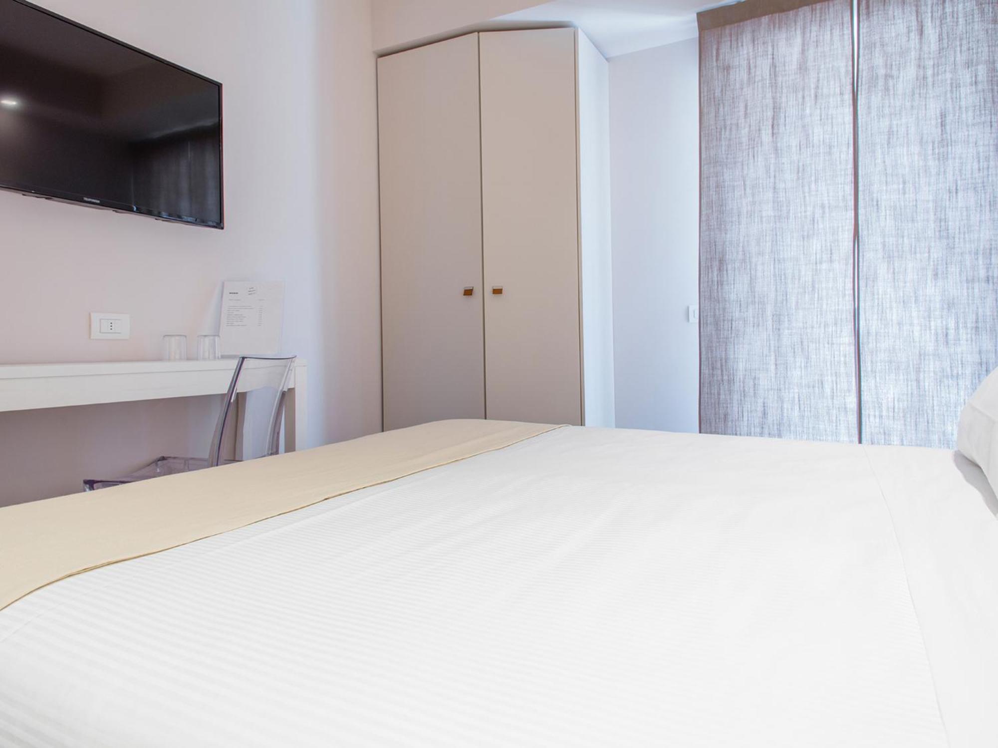 Mane Boutique Hotel Roseto Degli Abruzzi Ruang foto