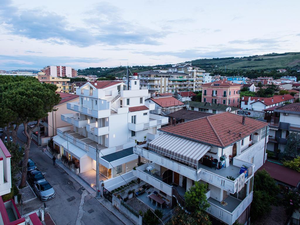 Mane Boutique Hotel Roseto Degli Abruzzi Bagian luar foto