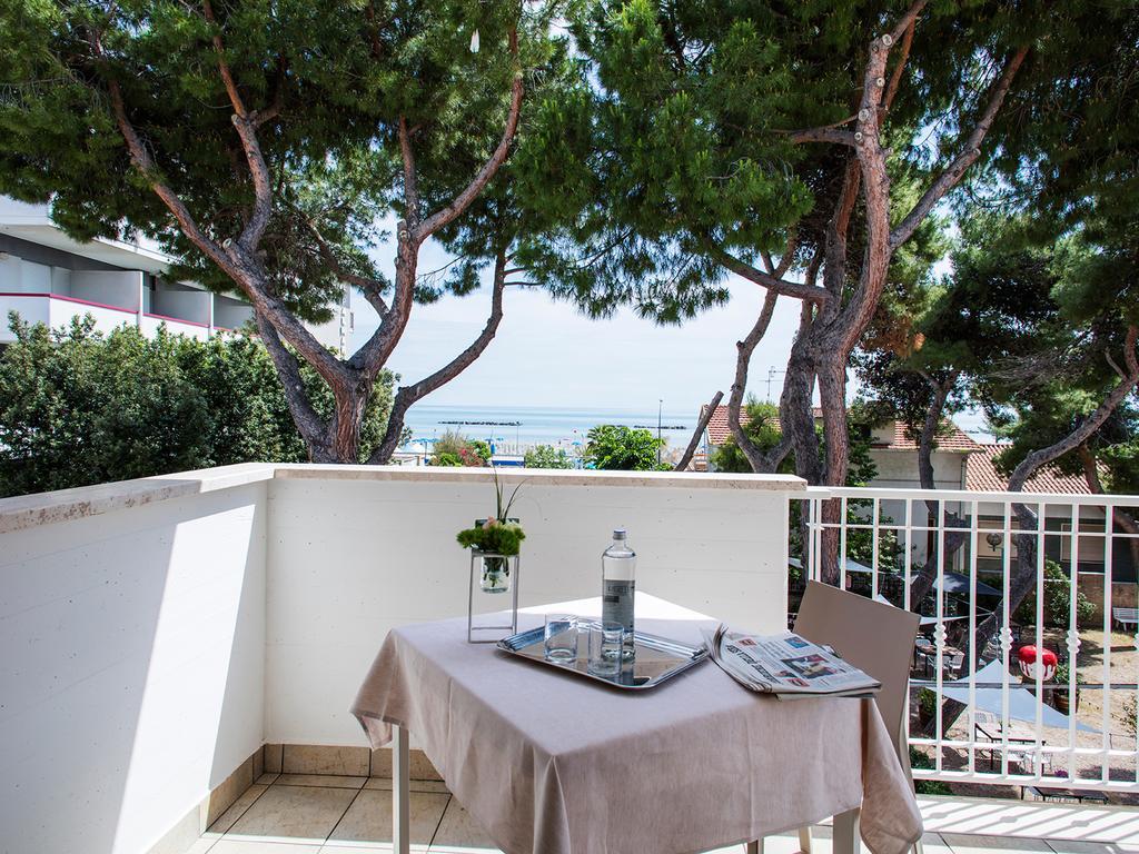 Mane Boutique Hotel Roseto Degli Abruzzi Bagian luar foto